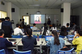 借力 互聯(lián)網(wǎng) 信息技術(shù)學(xué)院為珠海中小學(xué)教師舉辦大規(guī)模在線微課培訓(xùn)